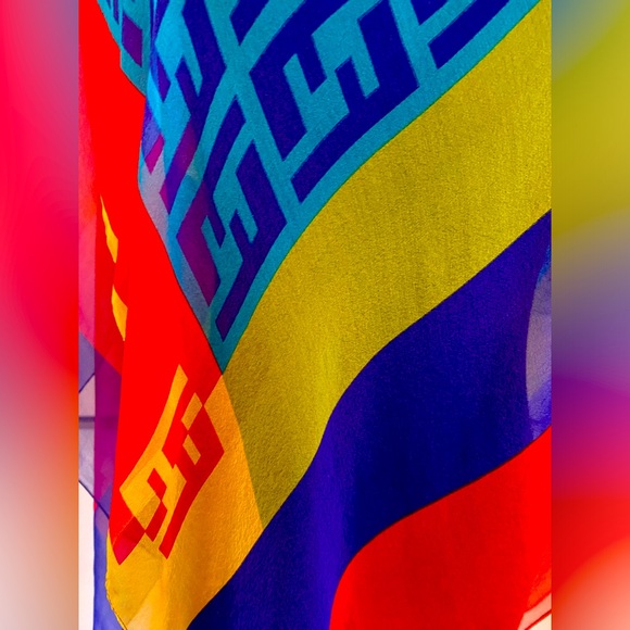 Fendi oversized silk scarf/ wrap Multi colored pink,blue,red,yellow, orange. - Picture 2 of 16